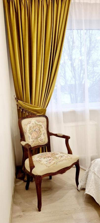 A. G. Central Apartaments Šiauliai Esterno foto